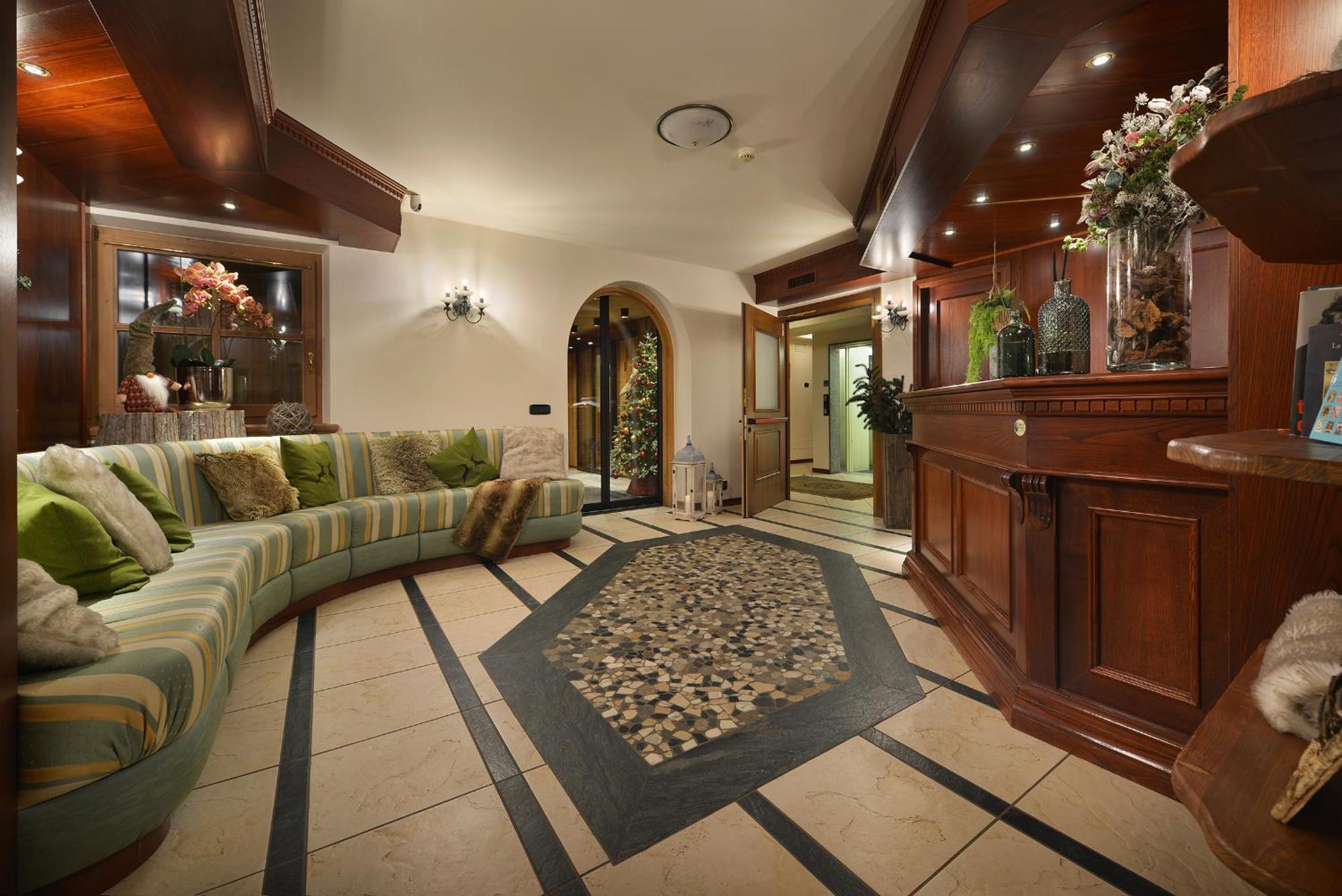 Hotel Primula Λιβίνιο Εξωτερικό φωτογραφία