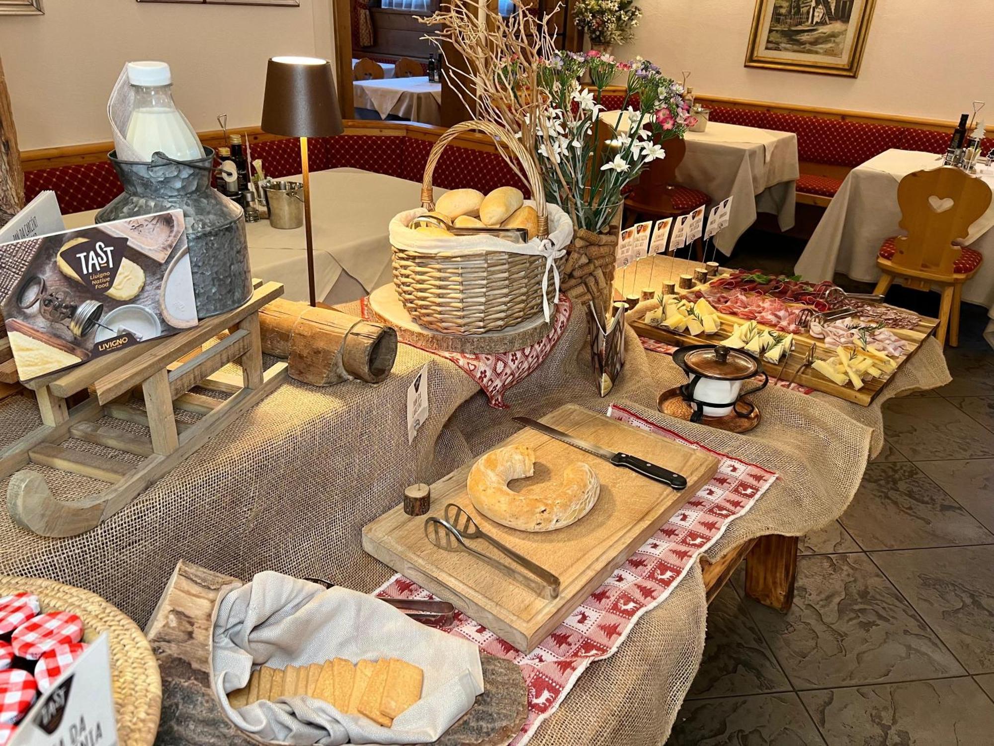 Hotel Primula Λιβίνιο Εξωτερικό φωτογραφία